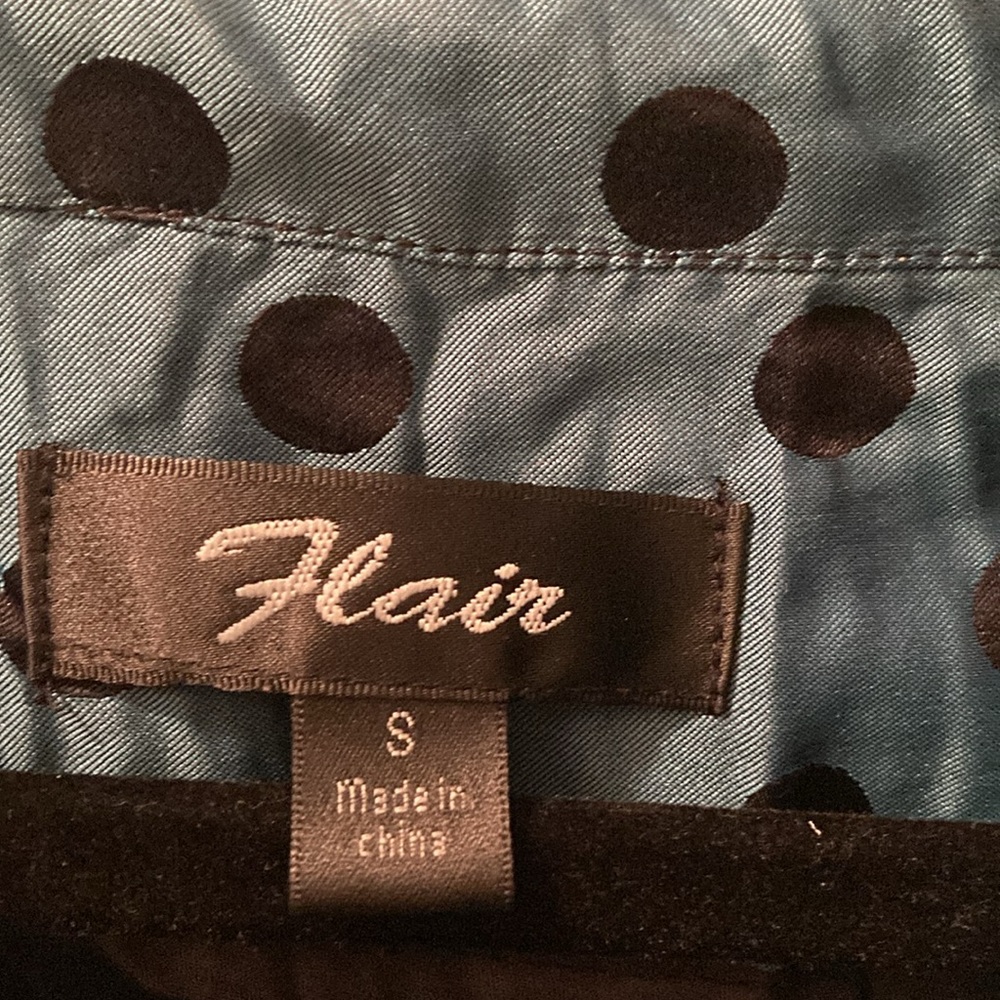 Flair Jacket - Picture 2 of 9